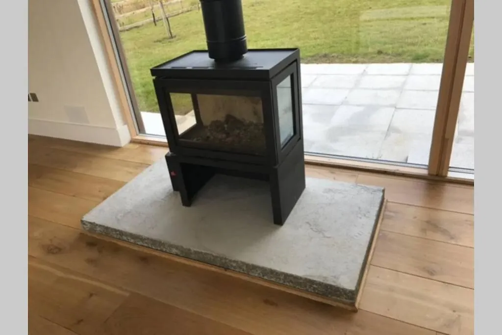 The Den Easter Terryvale Dunecht Villa Aberdeen Holiday home